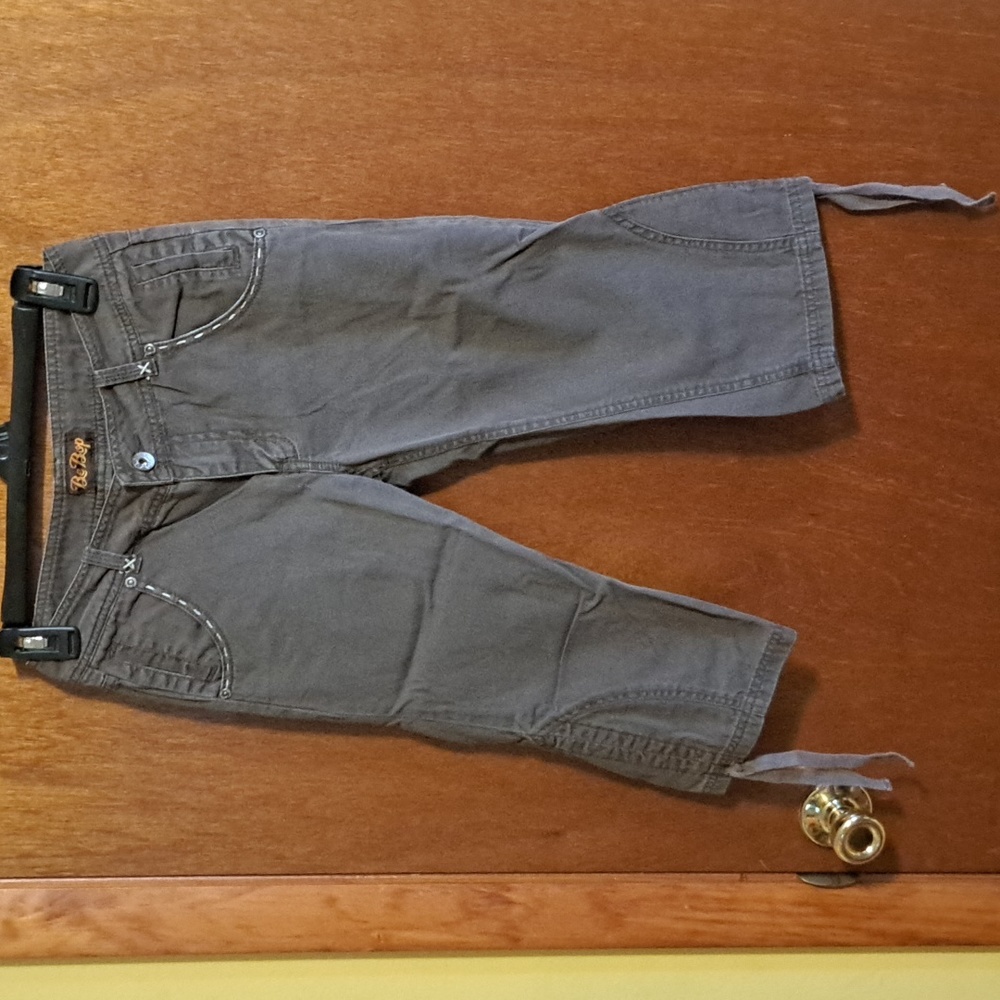 Girl's BeBop Capris Size 14